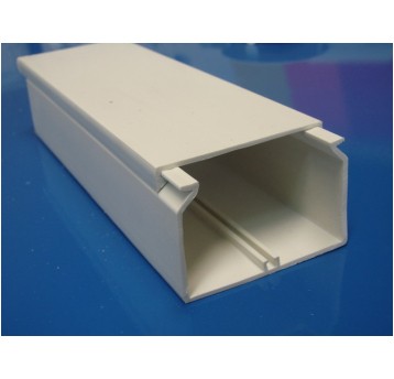 Kanał elektroinstalacyjny KU 90X60 dł. 2 mb.